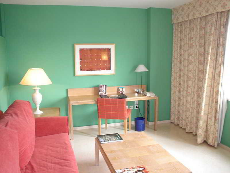 Hotel Nh Jardines Del Turia Burjassot Habitación foto